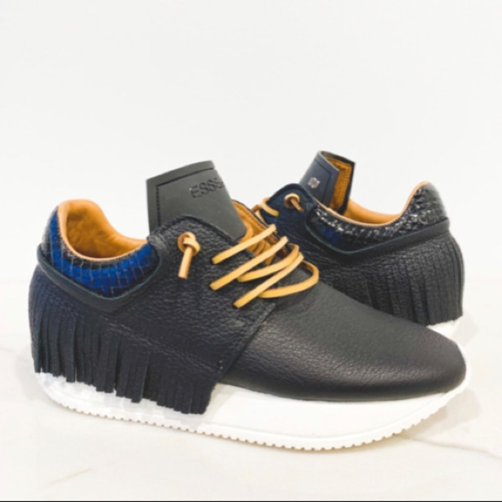 EsseutEsse Black Fringe Shoes